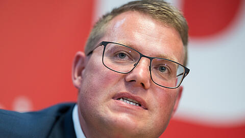 W&uuml;nscht sich bei der n&auml;chsten Landtagswahl ein zweistelliges Ergebnis f&uuml;r seine SPD: Fraktions-Chef Holger Grie&szlig;hammer.