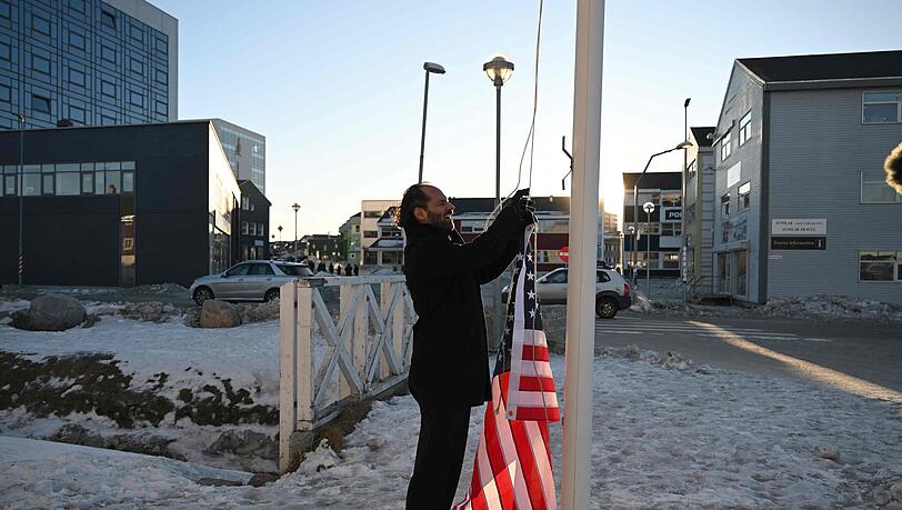 Maxi Schafroth soll sich als ein Vertreter der US-Regierung ausgegeben haben.