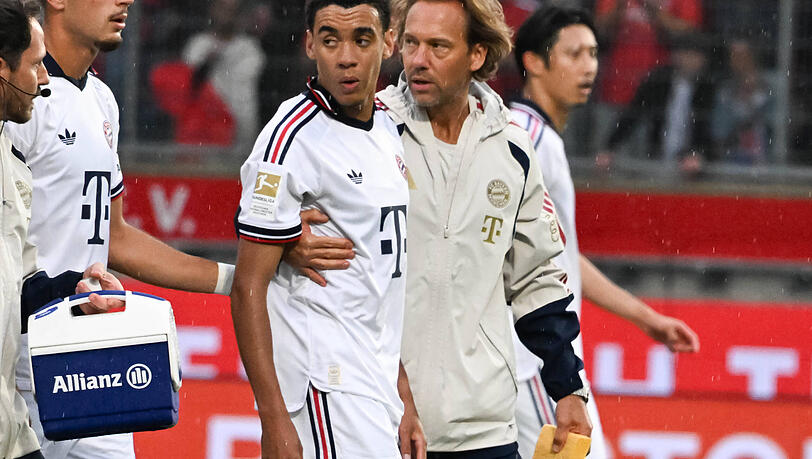 Brach gegen Heidenheim erneut zusammen: Jamal Musiala. Brach gegen Heidenheim erneut zusammen: Jamal Musiala.
