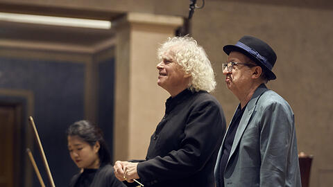 Simon Rattle mit Mark-Antony Turnage (li).