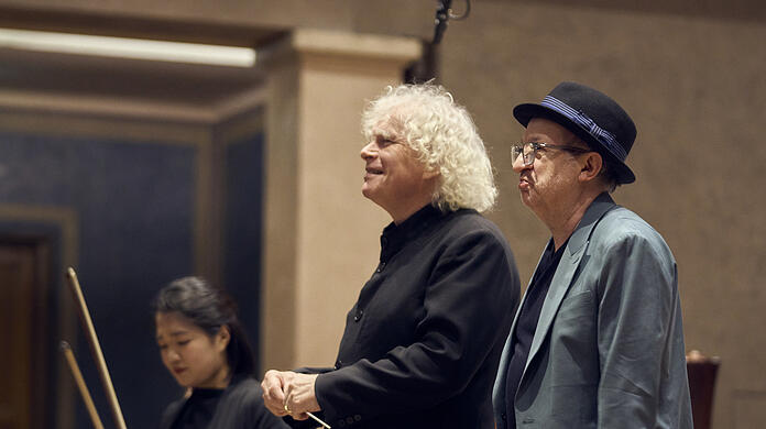 Simon Rattle mit Mark-Antony Turnage (li).