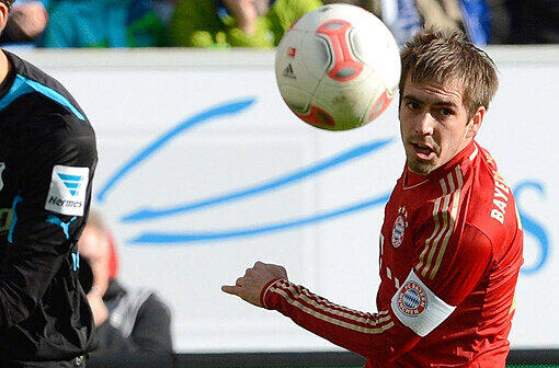 PHILIPP LAHM: Note 3. Viel Freiraum, viel Offensivdrang, weil auf seiner rechten Abwehrseite (Gegenspieler Usami!) nicht gefordert. Erzielte beinahe das 2:0 (41.). Aber: In Halbzeit zwei oft zu langsam (Firmino!).