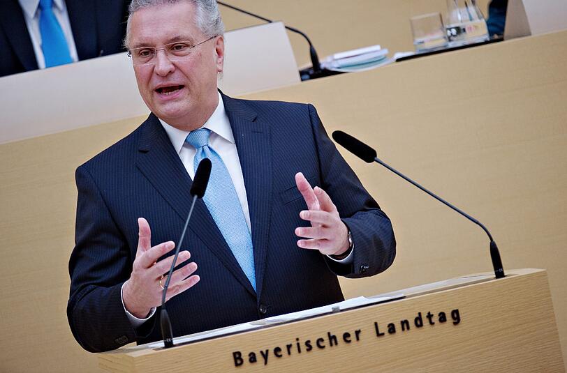 Innenminister Joachim Hermann betonte in seiner Regierungserklärung, dass die Kommunen weiter gestärkt werden müssen.