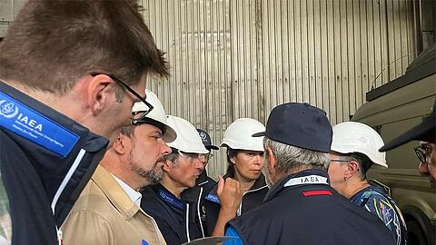 Der IAEA-Generaldirektor Rafael Mariano Grossi  und Mitglieder der IAEA-Unterstützungs- und Hilfsmission kommen im Kernkraftwerk Saporischschja an.
