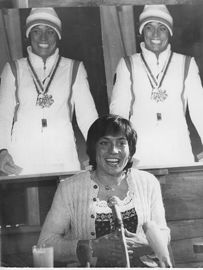 Aus is und gar is, und schad is, dass&rsquo;s wahr is: Rosi Mittermaier bei ihrer R&uuml;cktritts-PK nach dem letzten Weltcup-Rennen.