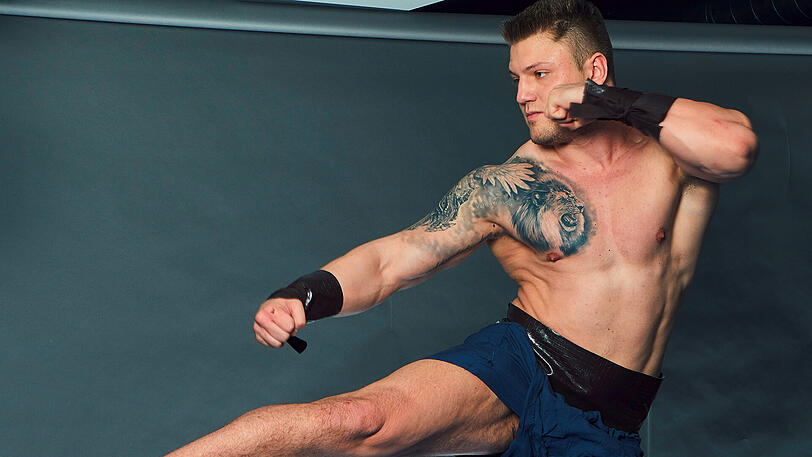 &bdquo;Ich mag grundsätzlich meine Gegner vor einem Kampf nicht&ldquo;, sagt Kickbox-Weltmeister Michael Smolik vor seinem Fight gegen Dabinovci.