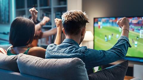 Fußball auf der Couch: Diese Sender zeigen die Spiele der DFB-Elf bei der Heim-EM 2024 im TV.