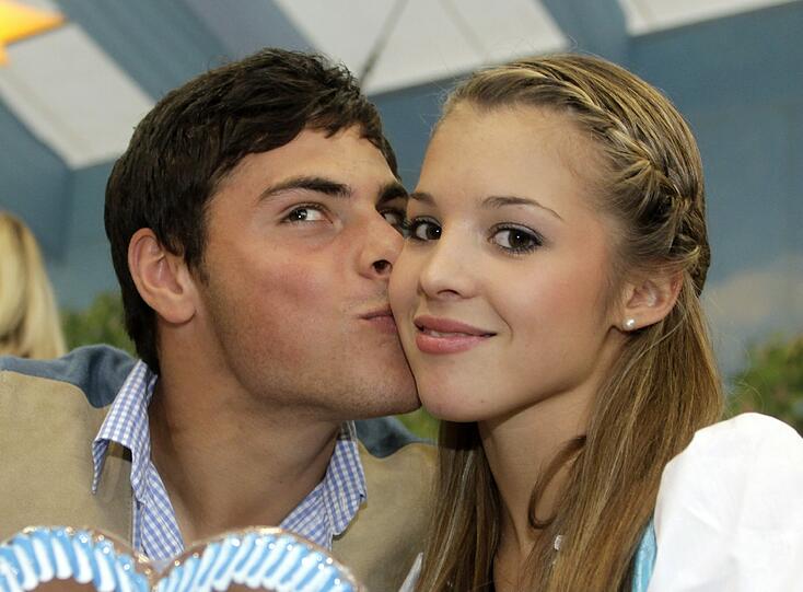 Schon seit Schulzeiten ein Paar: Kevin Volland und seine hübsche Katja.
