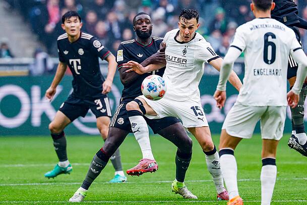 Zeigte in Gladbach nicht seinen besten Aufritt: Innenverteidiger Dayot Upamecano. Zeigte in Gladbach nicht seinen besten Aufritt: Innenverteidiger Dayot Upamecano.