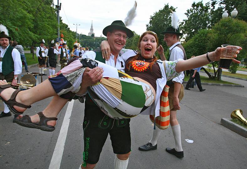 Moskau: Oktoberfest auf Russisch.
