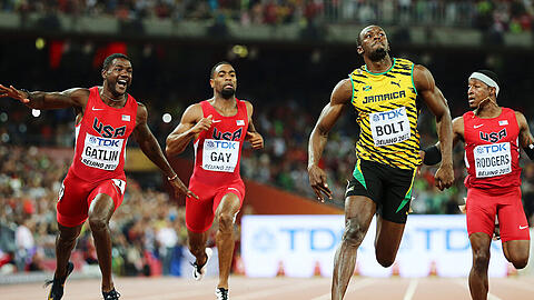Knappe Entscheidung: Usain Bolt gewinnt das 100-Meter-Finale der Leichtathletik-WM in Peking.