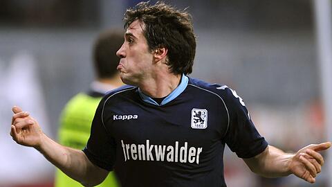2008: Wegen Kokainmissbrauchs wird Berkant Göktan vom TSV 1860 München fristlos entlassen.