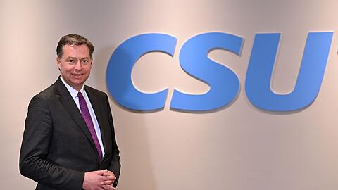 Stephan Mayer, CSU-Generalsekretär, während eines Fototermins für die Deutsche Presse Agentur.