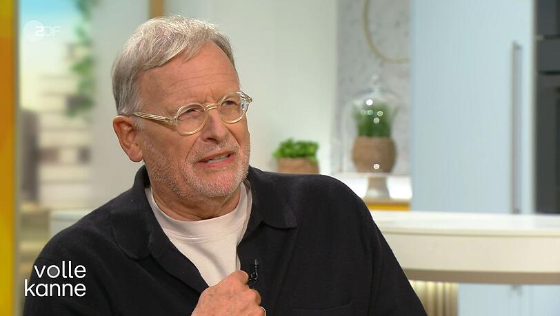 Der Arzt und Sachbuchautor Dietrich Gr&ouml;nemeyer war zu Gast bei "Volle Kanne" im ZDF.