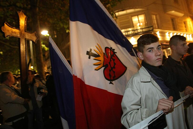 In Paris protestieren christliche Aktivisten gegen Castelluccis Stück "On the Concept of the Face, Regarding the Son of God".