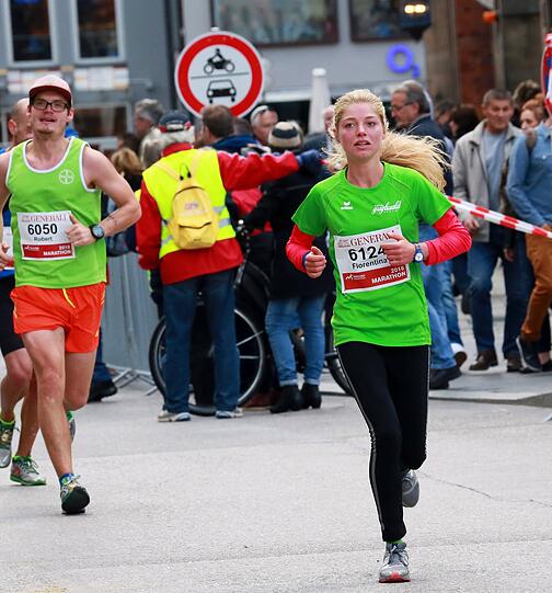 Sonnenschein und weiß-blauer Himmel: Beim München Marathon hatten die Teilnehmer perfekte Wetterbedingungen. Die Bilder zum Durchklicken.