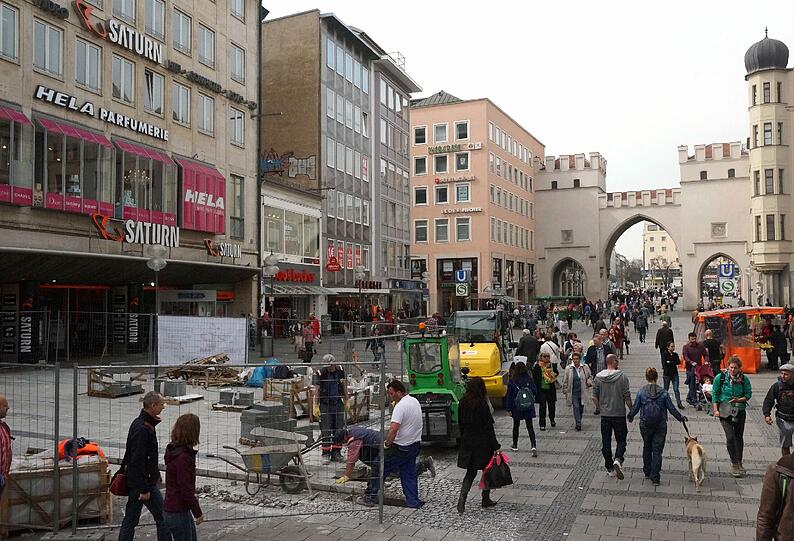 Derzeit wandern zahllose Baustellen durch die Fußgängerzone und über den Marienplatz.