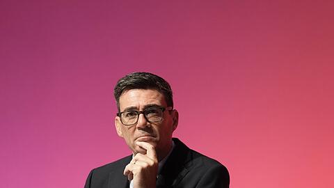 Der Brexit hat "mehr Schaden als Nutzen angerichtet", sagt der britische Premier.