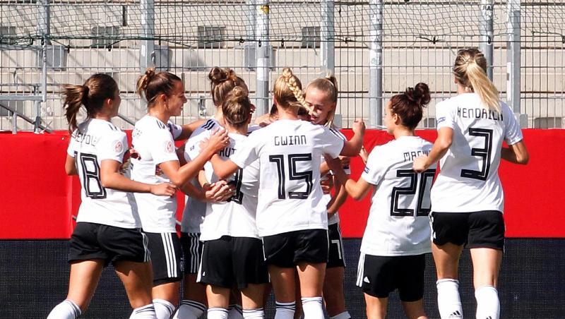 Die DFB-Frauen ließen Irland keine Chance.