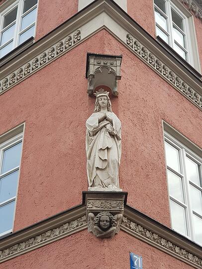 Stuckkunst in der Lilienstraße in der Au.