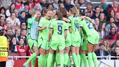 Die Frauen des VfL Wolfsburg stehen im Königsklassen-Endspiel.