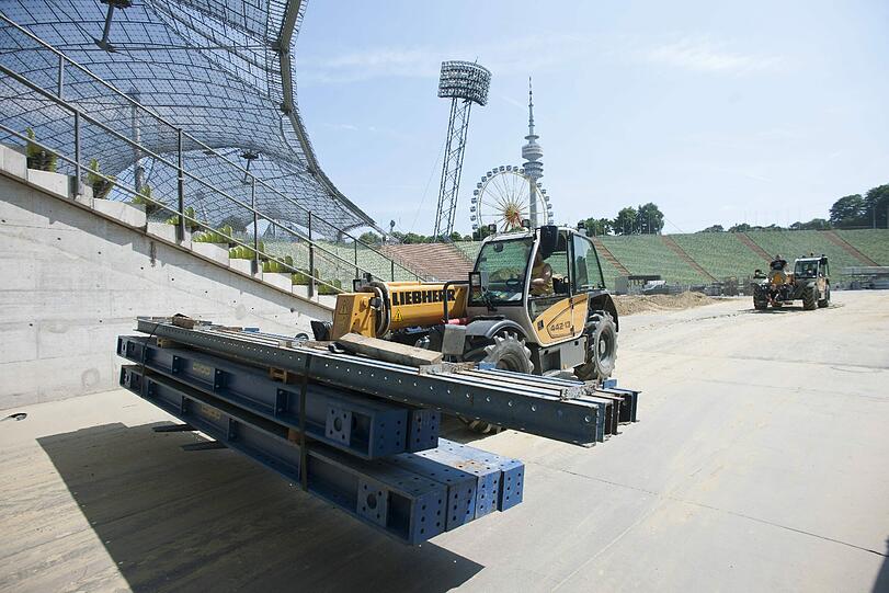 Die X-Fighters im Olympiastadion: Spektakuläre Fotos