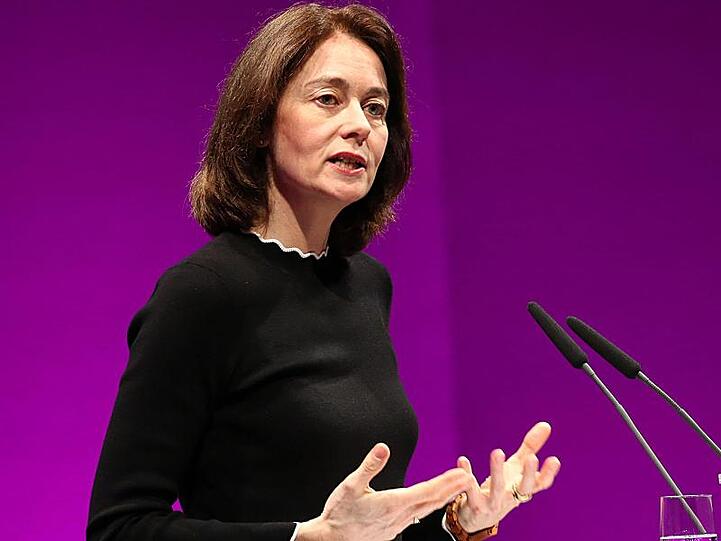 "Wir müssen dahinkommen, dass die Menschen auch selbst verantwortlicher mit ihren Daten umgehen", sagt Katarina Barley