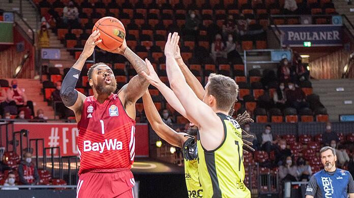 Starker Lauf zum Auftakt am Sonntag: Deshaun Thomas (.l) traf im ersten Viertel nach Belieben.