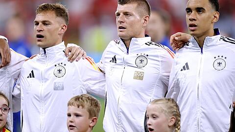 Joshua Kimmich , Toni Kroos und Jamal Musiala (v.l.) - auch und Besonders auf diese drei wird es gegen die Spanier ankommen.