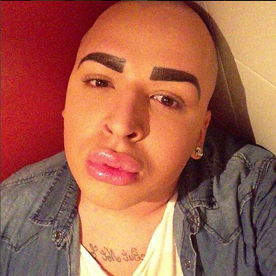 Jordan James Parkes Transformation: Von eigentlich ganz normal bis zur männlichen Kim Kardashian.