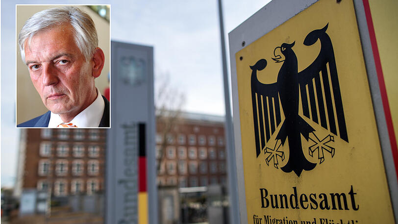 Die Bamf-Zentrale in Nürnberg, deren Präsident Manfred Schmidt (kl. Bild) gewesen ist.