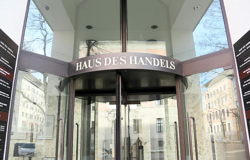 Impressionen aus der Maxvorstadt. Brienner Straße.