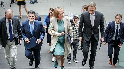 Die Ampel-Koalition hat sich über die Eckpunkte der Kindergrundsicherung geeinigt.