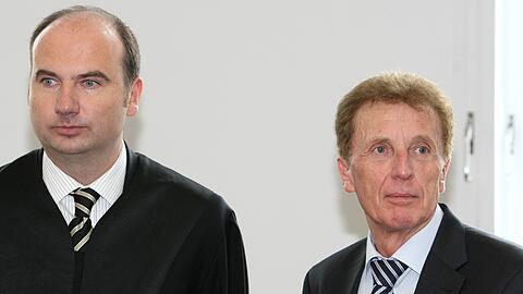 Jürgen Langer als Anwalt von Ex-Schiri-Obmann Manfred Amerell, der im Dezember verstorben ist.