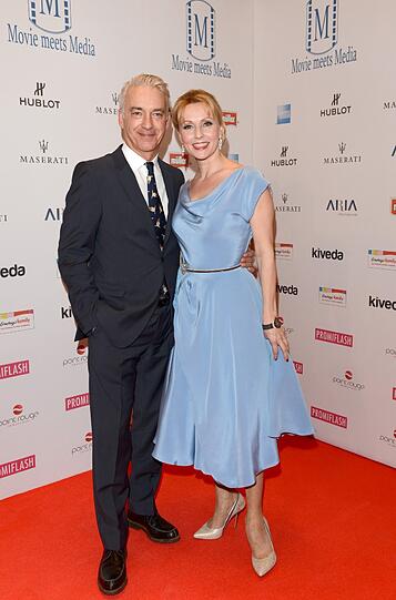 Schauspieler Christoph M. Ohrt und seine Partnerin Dana Golombek am 07.02.2014 bei den 64. Filmfestspielen in Berlin auf der Party "Movie Meets Media" im Hotel Ritz-Carlton.