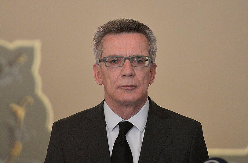 Bundesinnenminister Thomas de Maiziere schlägt ein Losverfahren bei der WM-Vergabe vor.
