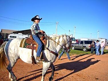 Rodeogirl in Watford City, Foto: Boeckh