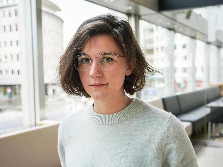 Miku Sophie Kühmel wird mit dem ZDF-"aspekte"-Literaturpreis ausgezeichnet.