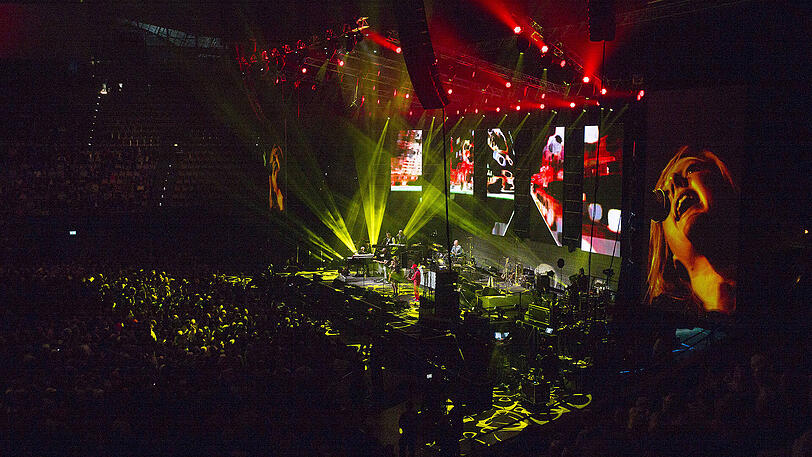 die Bilder vom 40-jährigen Bühnenjubiläum der Spider Murphy Gang in der Olympiahalle.