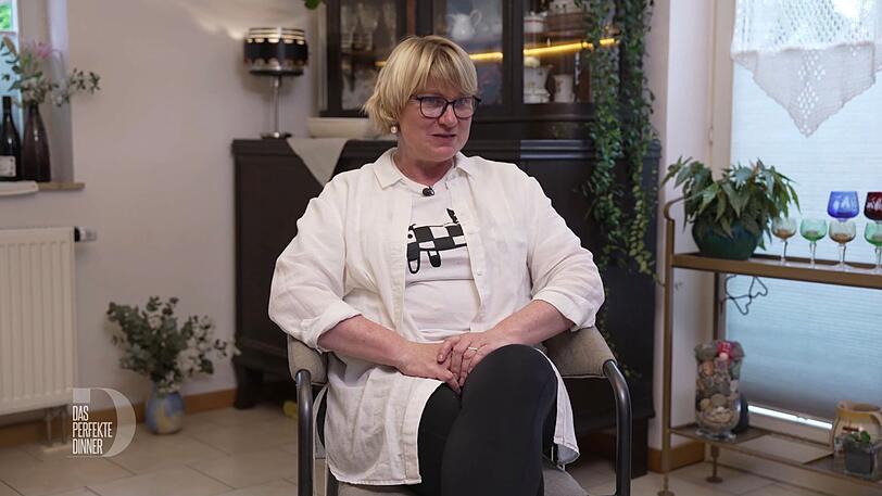 Vermessungsingenieurin Sarah (54) beschreibt sich als "House-Queen und Workaholic".