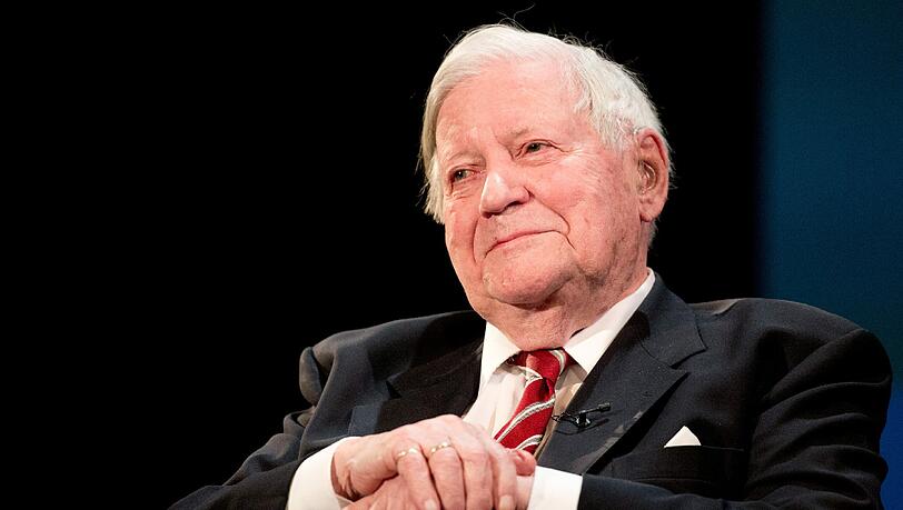Es sieht wohl nicht gut aus für Altkanzler Helmut Schmidt. Es sieht wohl nicht gut aus für Altkanzler Helmut Schmidt.