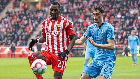 Sheraldo Becker (l) und Union Berlin ließen im Kampf um die Champions-League-Teilnahme wichtige Punkte liegen.