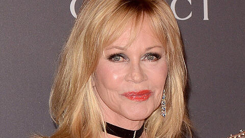 Melanie Griffith posiert für den guten Zweck.
