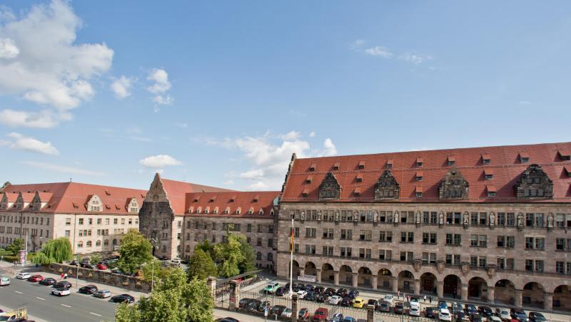 Eine Außenansicht des Landgerichts Nürnberg. Foto: Daniel Karmann/Archivbild Eine Außenansicht des Landgerichts Nürnberg. Foto: Daniel Karmann/Archivbild