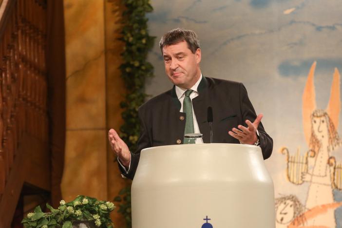 Markus Söder bei seiner Rede beim Maibock-Anstich 2017.
