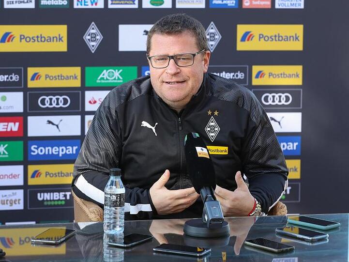 Der Gladbacher Sportdirektor Max Eberl spricht bei einem Pressegespräch. Foto: Friso Gentsch/dpa