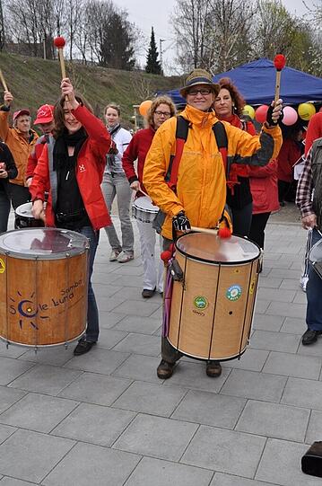 Die Tänzer von Samba Sole Luna stellen sich vor.