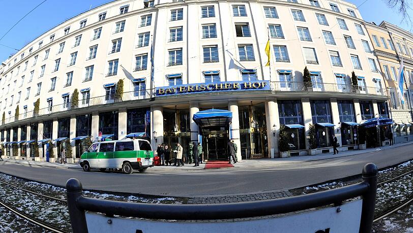 Das Hotel Bayerischer Hof ist am Wochenende Sperrzone. Das Hotel Bayerischer Hof ist am Wochenende Sperrzone.