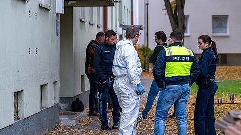 In Landshut waren zahlreiche Einsatzkräfte und Spezialisten der Polizei vor Ort.