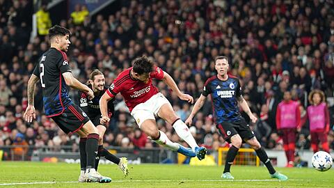 Köpfte Manchester United gegen den FC Kopenhagen in Führung: Harry Maguire (M).